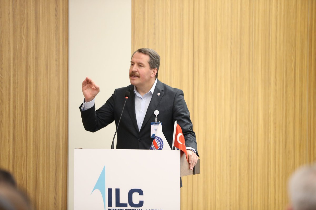 MemurSenKonf's tweet photo. 📌 Uluslararası Emek Konfederasyonu (ILC) 1. Olağan Genel Kurulu

Memur-Sen’in liderliğinde, Türkiye merkezli, 25 ülkeden 33 konfederasyonun üyesi olduğu ve 30 milyon emekçinin temsil edildiği; Uluslararası Emek Konfederasyonu’nun (ILC) 1. Olağan Genel Kurulu Ankara’da başladı.

İki gün sürecek 1. Olağan Genel Kurul’da bugün; tüzük tadil çalışmaları gerçekleştirilecek.
@ilc_uek