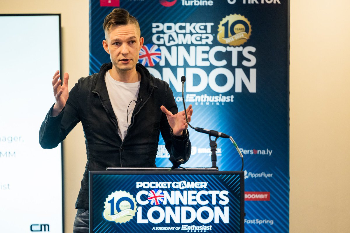 OhMySerg's tweet photo. Rocking at Pocket Gamer Connects in London. Thx for the invitation! #VR #VRGames #VRgaming #PGC https://t.co/Ejuqr0dkXK