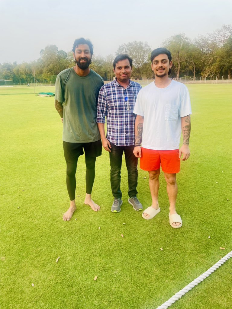 Meet up with <a href="/ishankishan51/">Ishan Kishan</a>  and <a href="/krunalpandya24/">Krunal Pandya</a>  🏏