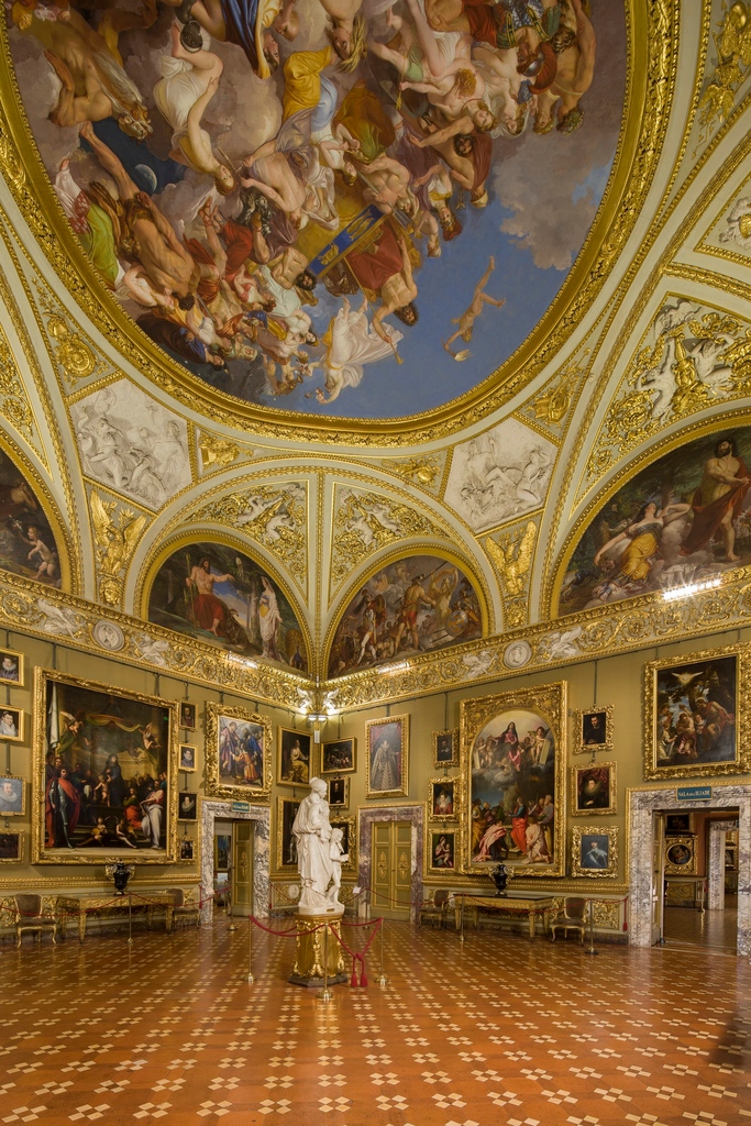 La Sala dell'Iliade apre l'infilata delle sale di facciata della #GalleriaPalatina di #PalazzoPitti con un monumentale ciclo di storie tratte dal poema omerico, che culmina con il concilio degli dei sull'Olimpo, esempio di pittura neoclassica di Luigi Sabatelli, concluso nel 1825