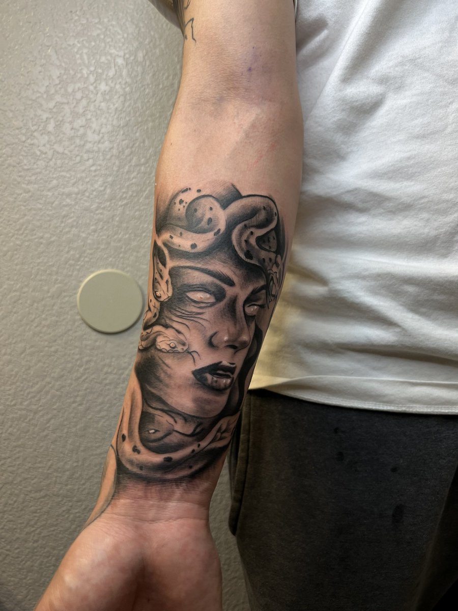Bonesinkk's tweet photo. #Arizona #tattoo https://t.co/U7xa39fJj6