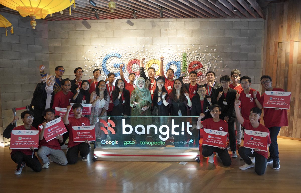 Google siap bekali 9.000 mahasiswa Indonesia dengan keterampilan AI melalui program Bangkit 2024. <a href="/ditjendikti/">PDDIKTI</a> juga berharap Bangkit tahun ini dapat semakin menguatkan pool talenta di bidang AI. Lihat selanjutnya di indonesia.googleblog.com/2024/02/Google…