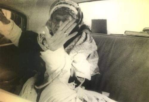 "BU GELEN MUSİBET BEN DE NE YEMEYE NE UYUMAYA İŞTAH BIRAKMADI"
 "Zaman zaman anlatırım. Üstad 1925'lerin sonu 1926 başlarında Van'dan Batı tarafına sürgüne . Sürgün kafilesi Erzurum'un Pasinler İlçesinin Korucuk köyünde iki gün mola veriyor. O zaman iki gün Üstadın hizmetine >>