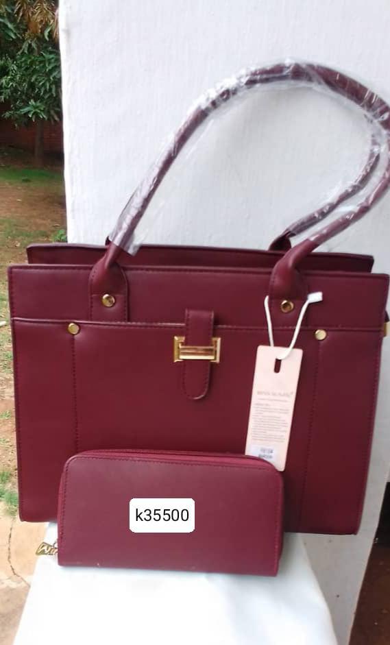 Kwacha tigule zinthu zanyowaniko lero! 

Readily available items  Ladies and Gents.😍
Tiyeni tivala bwino please. 

Lilongwe
Contact : 0884064084 or Inbox @fabzmw today.