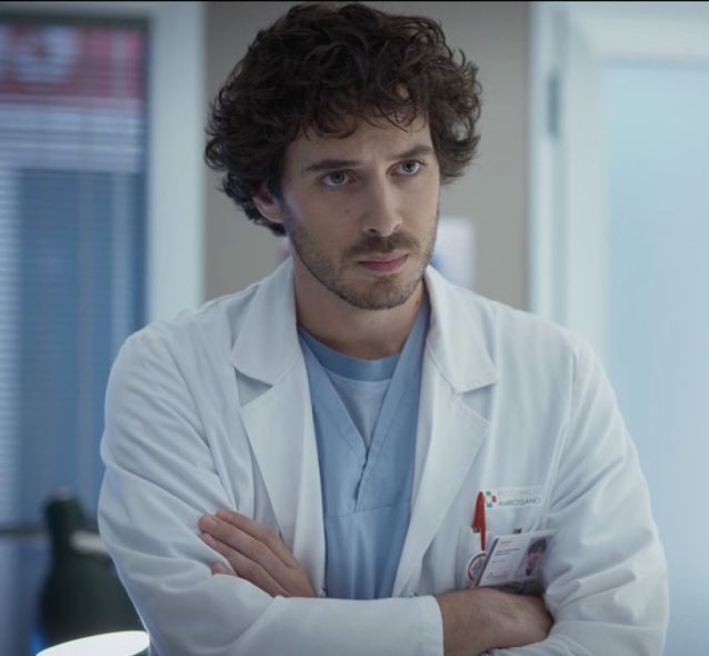 BiaginiJessica's tweet image. Oggi è uno #spollondì torna Riccardiño in #DocNelleTueMani3