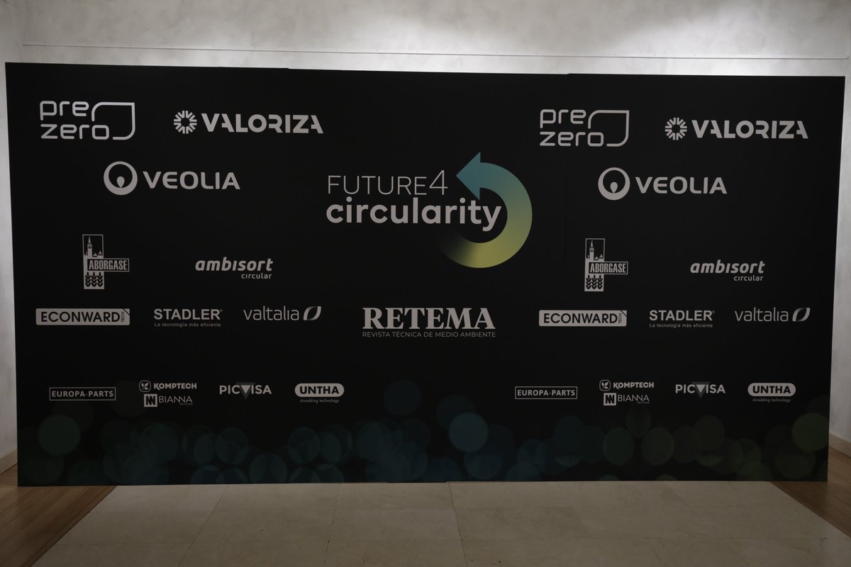RevistaRETEMA's tweet photo. Especial mención a los #Patrocinadores de #Future4Circularity que han hecho este evento posible:
🥇@PreZero_ES, @ValorizaSM, @Veolia_Es
🥈@ABORGASE, @ambisort, #Econward, @Stadler_Group, #Valtalia
🥉@Europa_Parts, #KOMPTECH-@BiannaRecycling, @picvisa @UNTHAshredders
¡Gracias! https://t.co/9jPqCT10uA