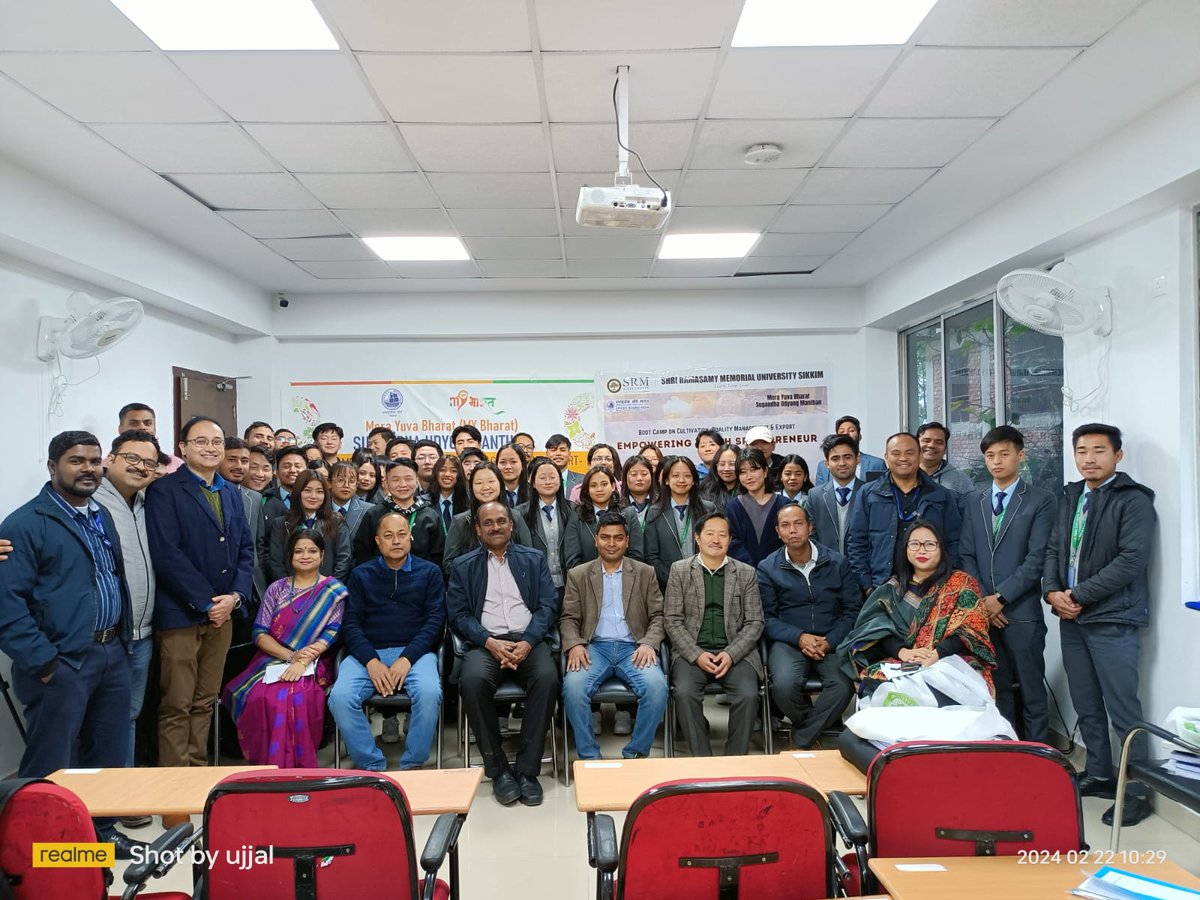SrmSikkim's tweet image. Spice Boot Camp: Empowering youth spicepreneurs! Experts from Indian Cardamom Research Institute, Spice Board Tadong, &amp;amp; SRM University Sikkim shared insights on cultivation, quality management, &amp;amp; export strategies. Ready to spice up your entrepreneurial journey!  #SRMUS