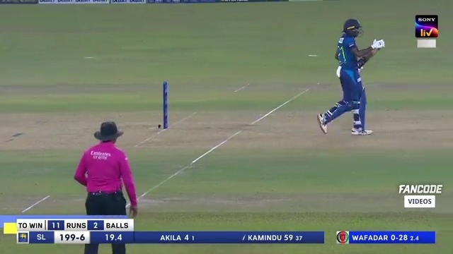  Controversial Umpire call between SL and AFG. 📹 Credits: Twitter/FanCode