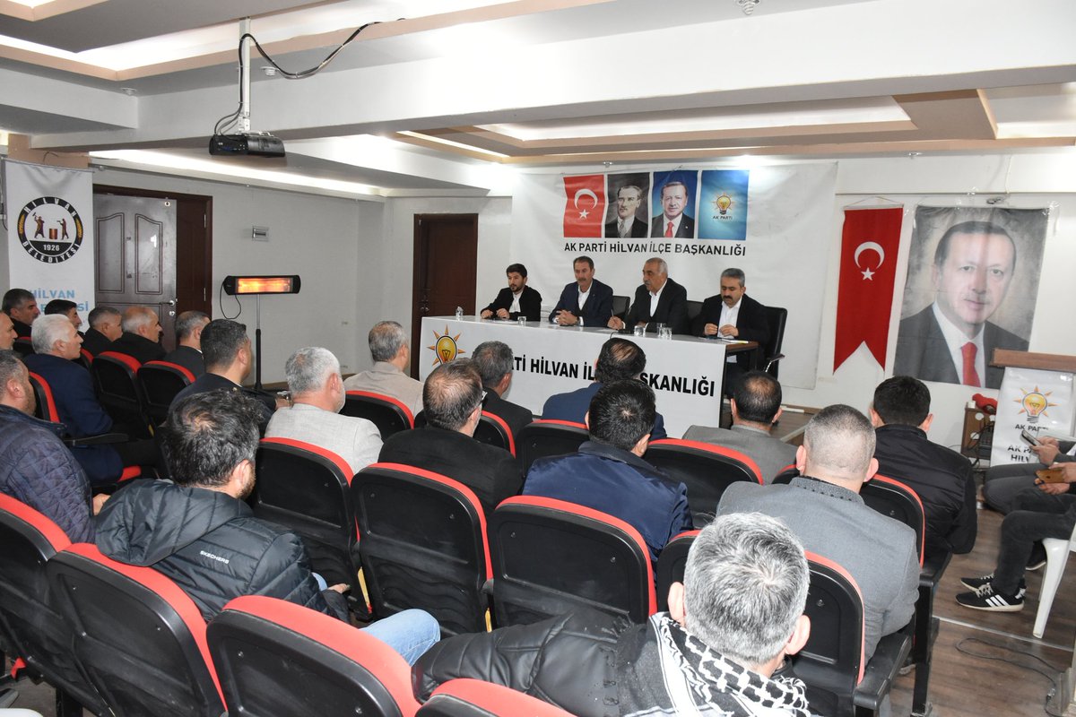 aslanalibayik's tweet photo. AK Parti İlçe Başkanlığımızda;
Belediye Meclis Üyesi Adayı arkadaşlarımızla istişare toplantısı gerçekleştirdik.

Hayırlara vesile olsun.

@Akparti_hilvan 
@Mkemalbeyret 
@mehmedgurmen 
@ahmet_bayuk https://t.co/vfhnARZjnT