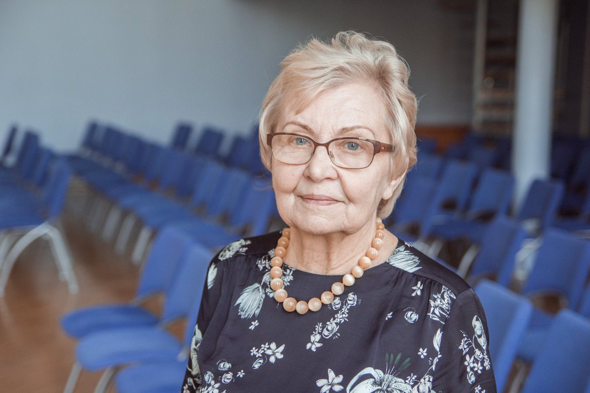 Sirsnīgi sveicam emeritēto profesori Skaidrīti Lasmani nozīmīgajā dzīves jubilejā! 🎉

➡️ Plašāk lasi: szf.lu.lv/par-mums/zinas…
