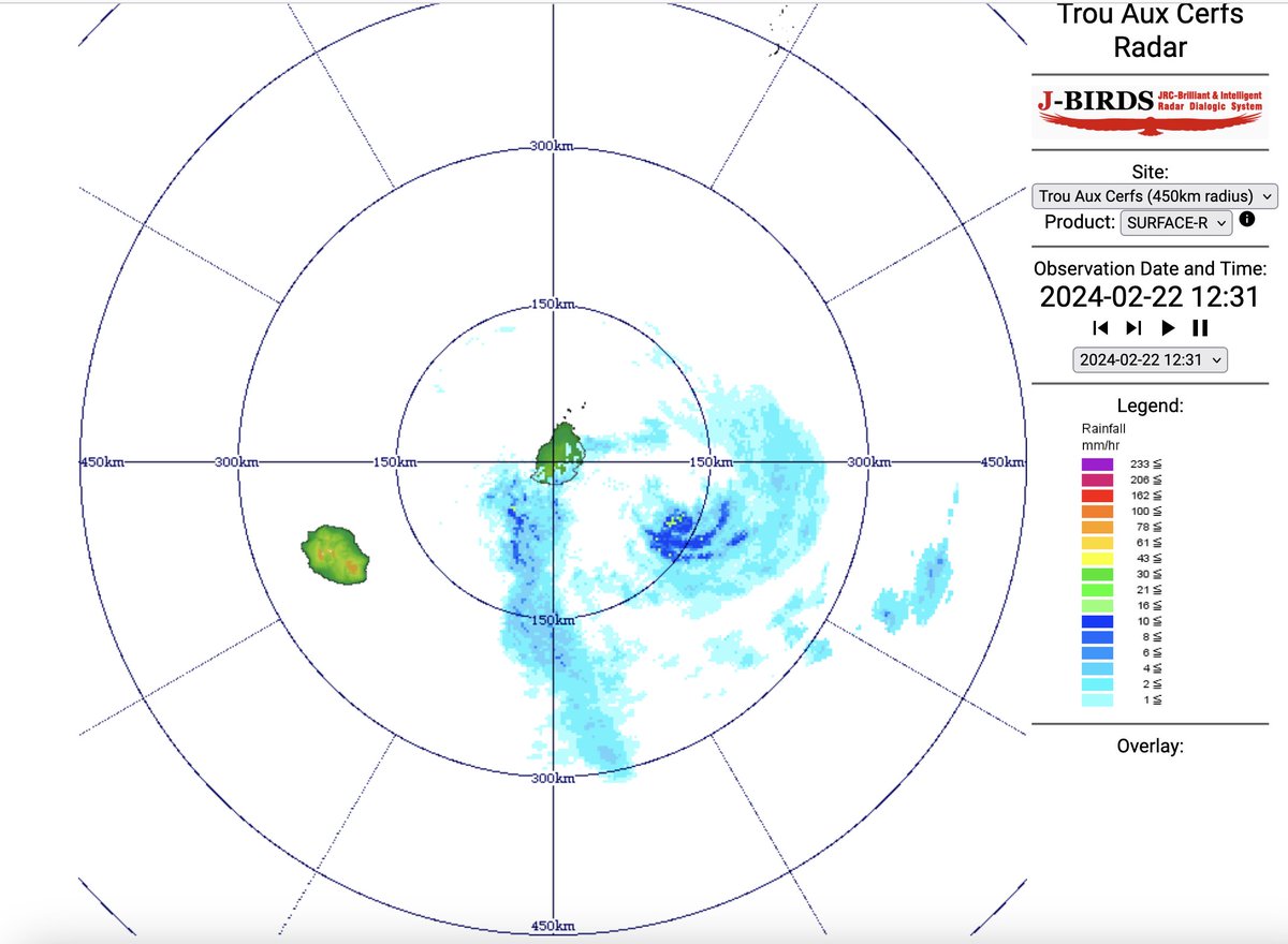 IshSookun's tweet photo. Looking at the #Mauritius Meteo Services Radar Imagery, can we say that the worst is over? 🤔 #CycloneEleanor 🌀 https://t.co/vkKock5OEZ
