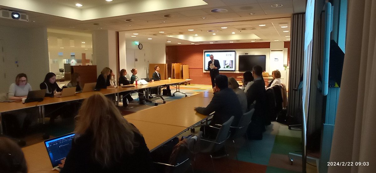 C4DJointAction's tweet photo. Victor Sannes, Deputy director of Public Health, and Director of Nutrition, Health Protection and prevention directorate opens the Second General Assembly meeting of CARE4DIABETES in the Hague. https://t.co/mmyLNUa9PB