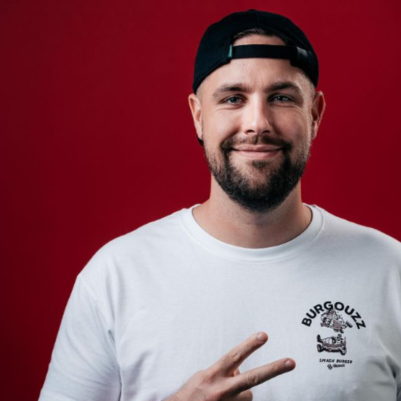 Captain Jack tweet media