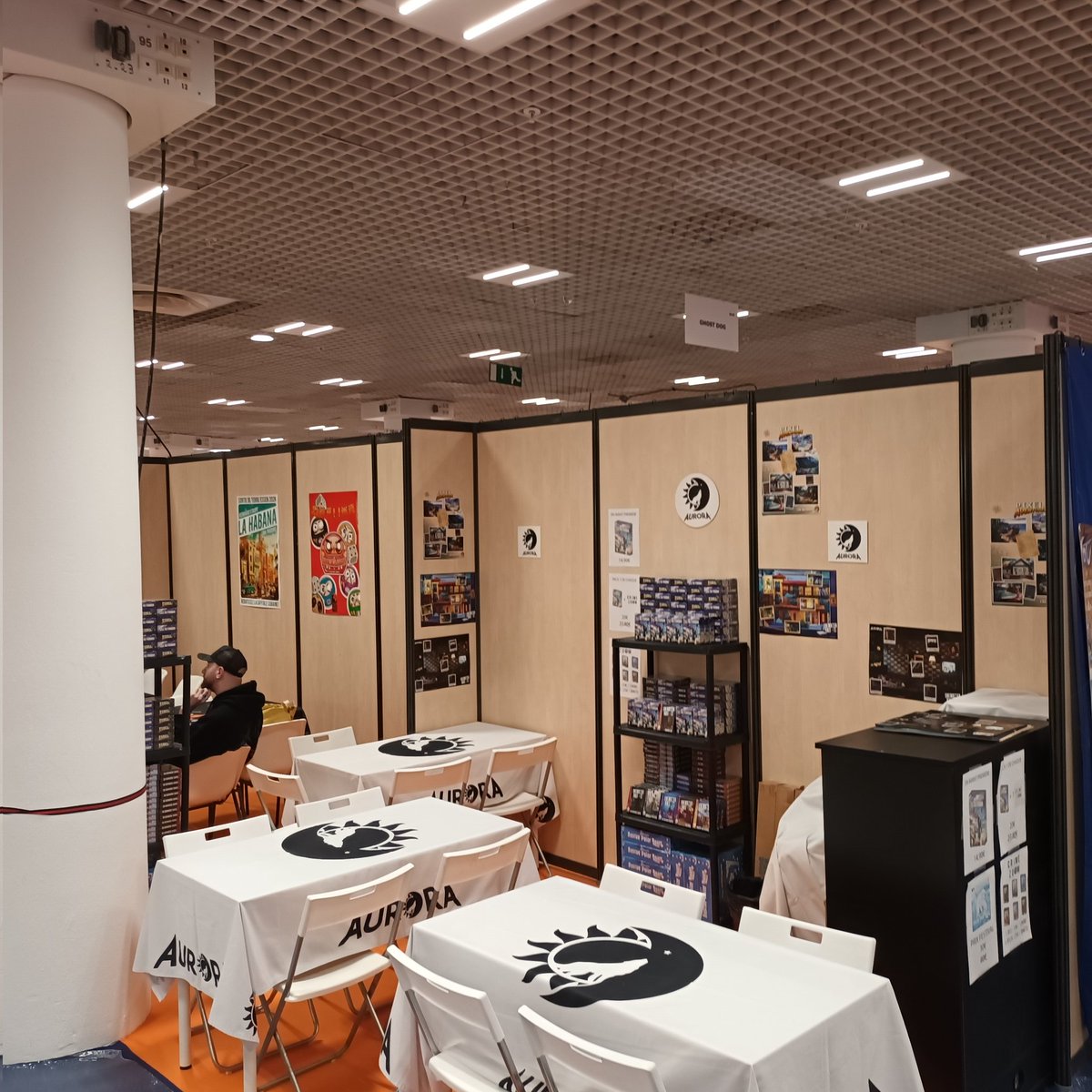 SleuthGames's tweet image. Hall Riviera, c&apos;est la rotonde Asmodée. 29.07 en face de Djeco. Promos sur les CrimeZoom (3 pour 25€) et vente en avant-première de PixelAventures à 14,90€.