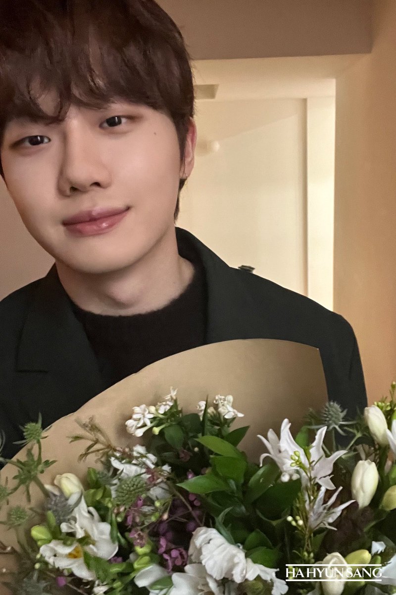 HaHyunsangFr's tweet photo. 5️⃣ https://t.co/NGNk0yTKcs