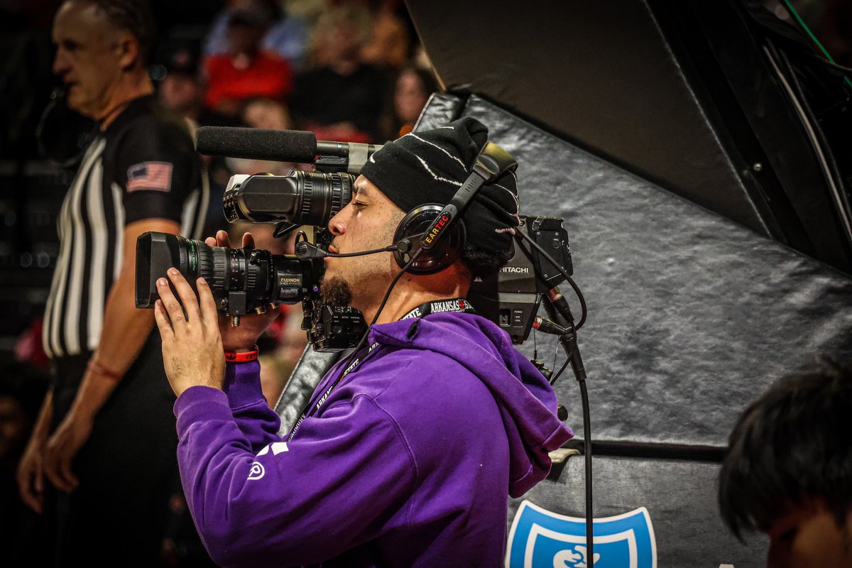Jowallace08's tweet photo. Under Basket Camera https://t.co/IBdDLyxiDp