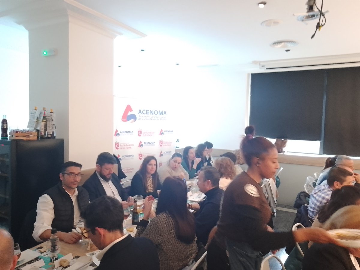 ACENOMA's tweet image. Ayer nos nos reunimos para comer 40 empresarios, en un nuevo #MeetandEat de @ACENOMA y @restaurantsanse para hacer #networking y crear conexiones, sinergias y negocio.

¡Si te lo has perdido, atento al próximo!

#Sanse #sanse4business #SansesbastiándelosReyes #SociosACENOMA