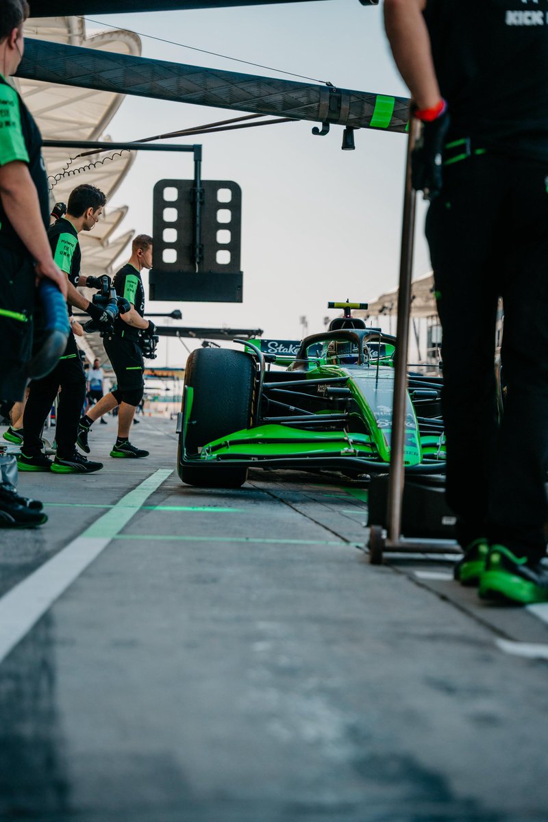 Stake F1 Team KICK Sauber tweet media