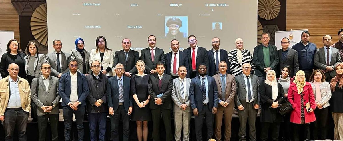 AfDB_Group's tweet photo. 🇹🇳#Tunisie : @AfDB_Group et ses partenaires lancent une initiative pour renforcer la supervision des projets de développement via des outils numériques pour la collecte de données à distance, la transparence des rapports et l'évaluation. https://t.co/j8FNdIaqok #RASME https://t.co/4UXhHhev1G