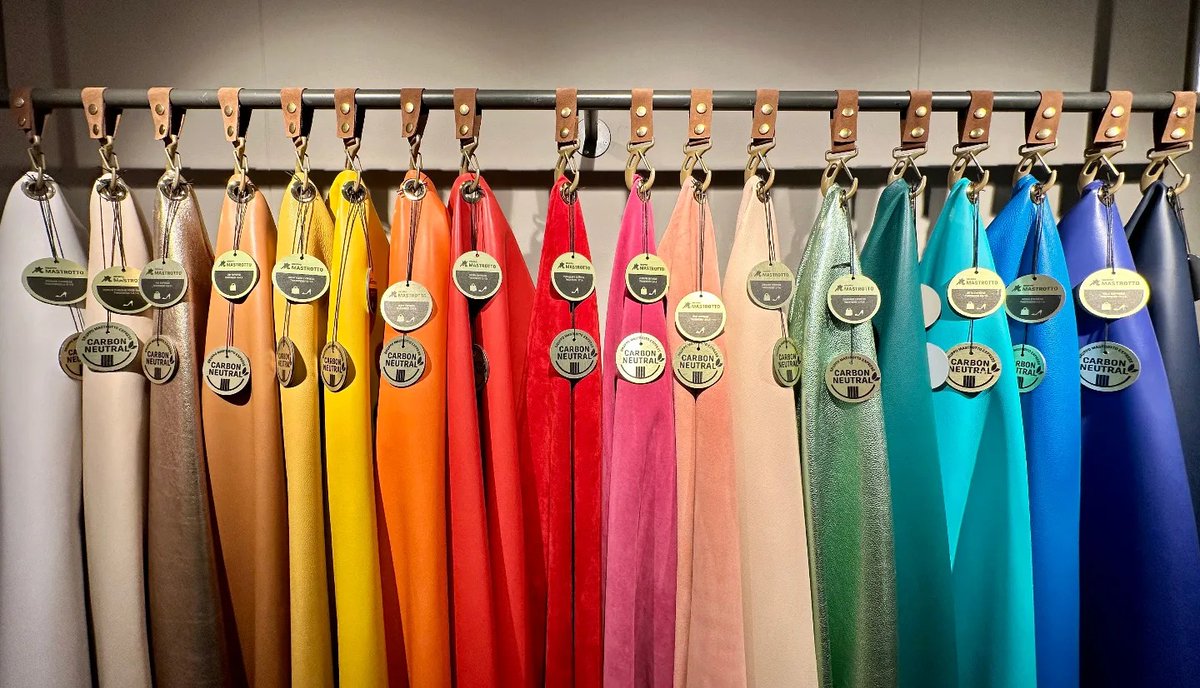 We are in Lineapelle Milano with our entire team at Stand R13-23 / S14-24, Hall 13. We are waiting for you to present the new SS25 collection and the exclusive and luxury product for high-end footwear and leather goods in Express service: Absolute, The Suede Revolution.