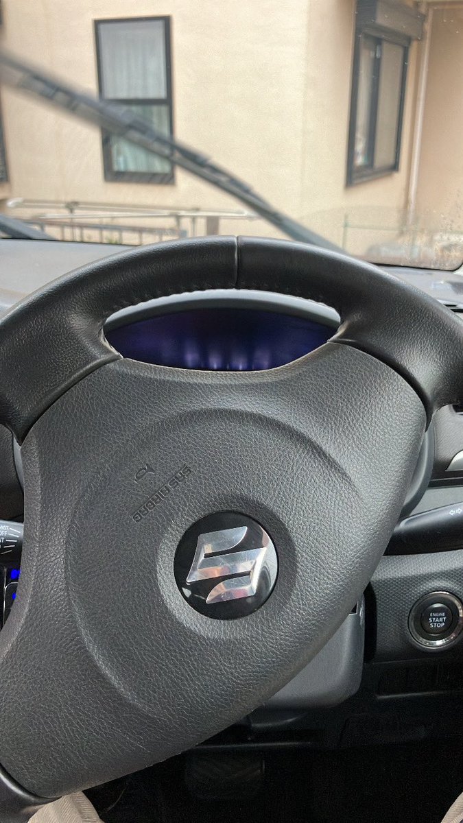 soji_2000's tweet photo. なりゆきで初運転した

母親がthreeで買ったExtraVirgin(@extravirgin102 )のcdが入っててサイコーだった https://t.co/KAListF0PJ