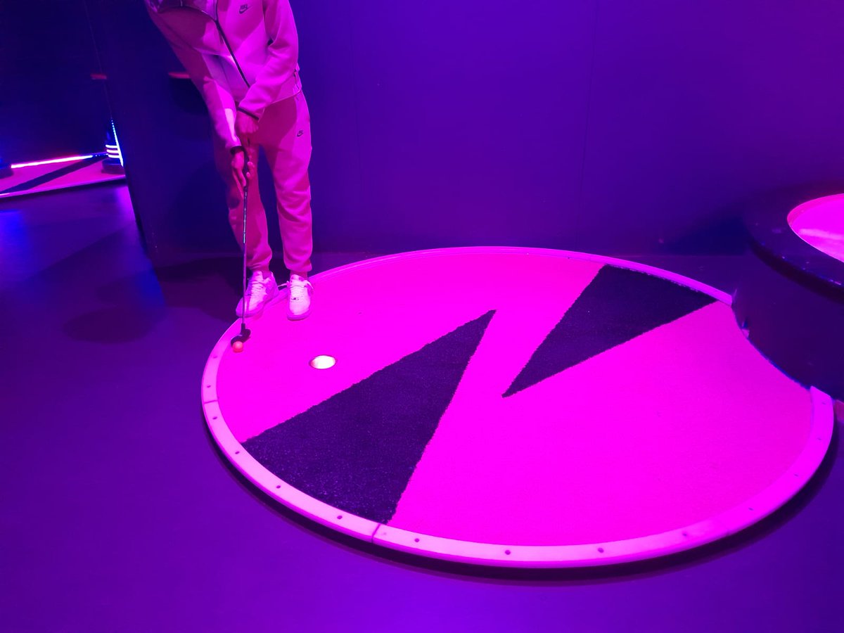 separated_child's tweet photo. The young people from our Bournemouth #ClubClass had a great day out as part of a social activity last week. They played crazy golf and there was a lot of serious golfing skills on show! Read more about our Club Class sessions ➡️https://t.co/QvAytYekzU #separatedchildren https://t.co/s9FhpOUGsx