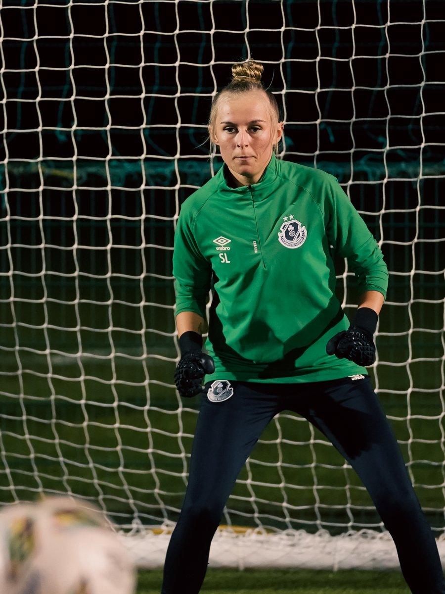 RoversWomen's tweet photo. A familiar face back with the group 👋

Great to have you back with us, @summerlawless05 💚 https://t.co/AiTxJwJygm