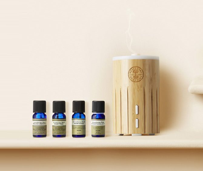 Create a perfect aromatherapy moment with 100% organic pure essential oils. With mood-enhancing abilities, they can help to uplift, relax and revive you. 

A moment of bliss.... buff.ly/47T7Cdt