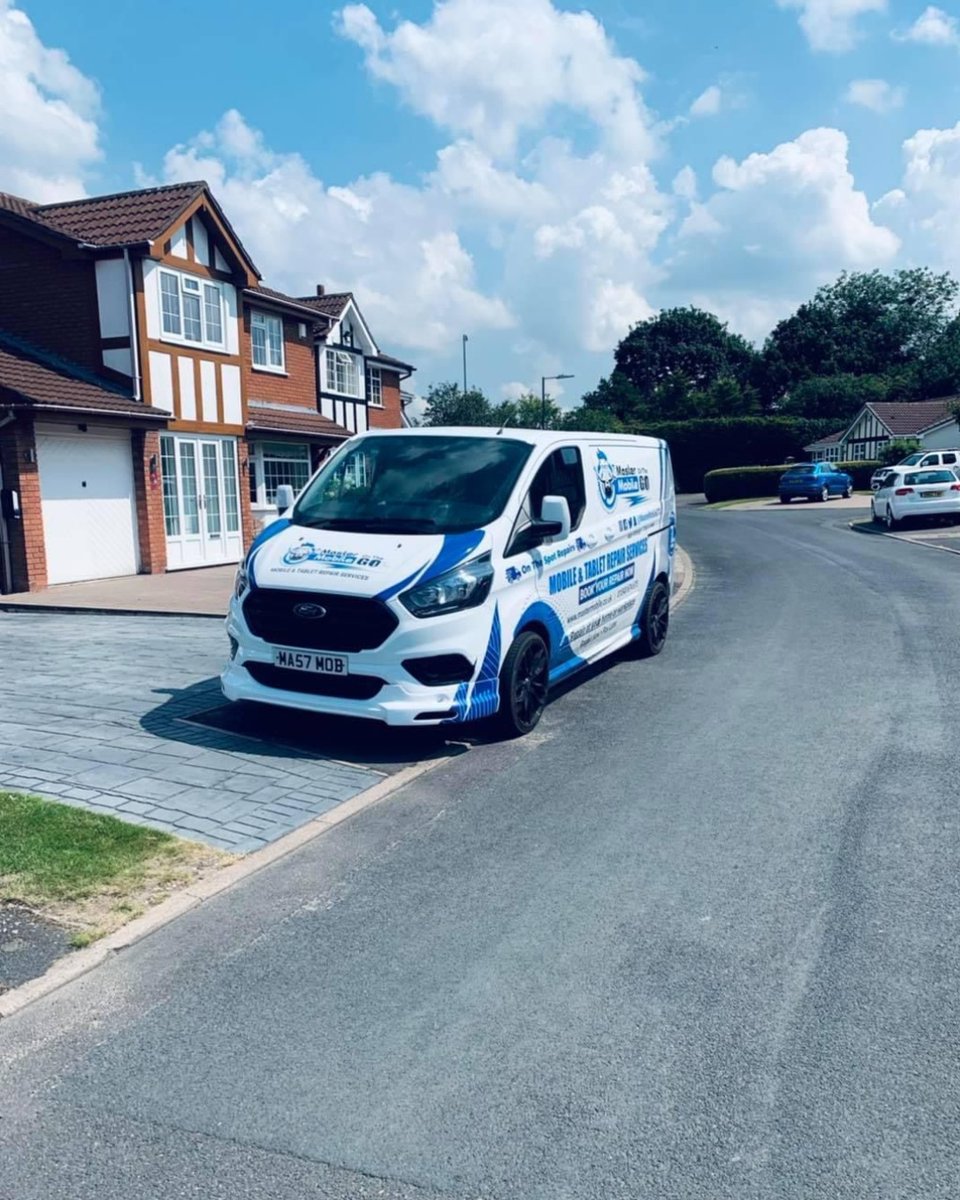 #RainyDays! 

Don't be put off of getting your #brokeniPhoneRepaired because of the #Rain, we have #mobileservicevehicles that can visit your desired location. 

Get your device repaired at the roadside in less than 30 minutes! 

Book here >>> mastermobile.co.uk