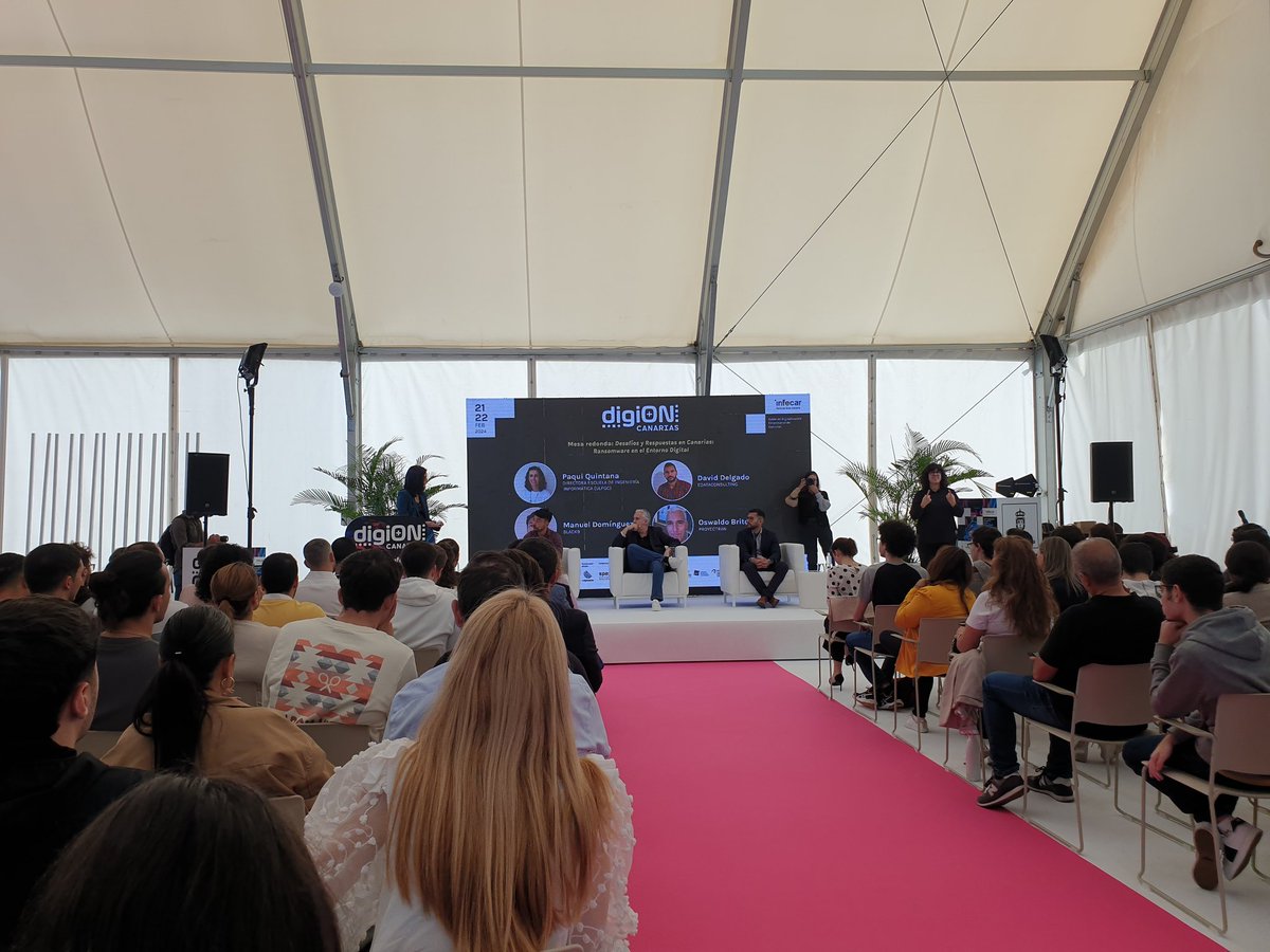 SointelcaIT's tweet photo. Asistimos hoy al #digiONCanarias, en este momento profesionales del sector del ámbito de la #Ciberseguridad hablan de #Ransonware @SPEGC @infecar https://t.co/RmAjpbsWTd