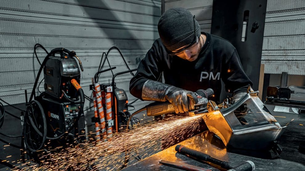 Diplomatie Magazine (@diplomatiemag) on Twitter photo 🇫🇷L’industrie française peut-elle renaître ? Un article de <a href="/a_voygillis/">Anaïs Voy-Gillis</a>, docteure en géographie de l’<a href="/IFGeopolitique/">Institut Français de Géopolitique</a> et chercheuse associée de l'<a href="/IAEPoitiers/">IAE Poitiers</a>, disponible en ligne ici➡️bit.ly/3uJXRRr 🇫🇷L’industrie française peut-elle renaître ? Un article de <a href="/a_voygillis/">Anaïs Voy-Gillis</a>, docteure en géographie de l’<a href="/IFGeopolitique/">Institut Français de Géopolitique</a> et chercheuse associée de l'<a href="/IAEPoitiers/">IAE Poitiers</a>, disponible en ligne ici➡️bit.ly/3uJXRRr