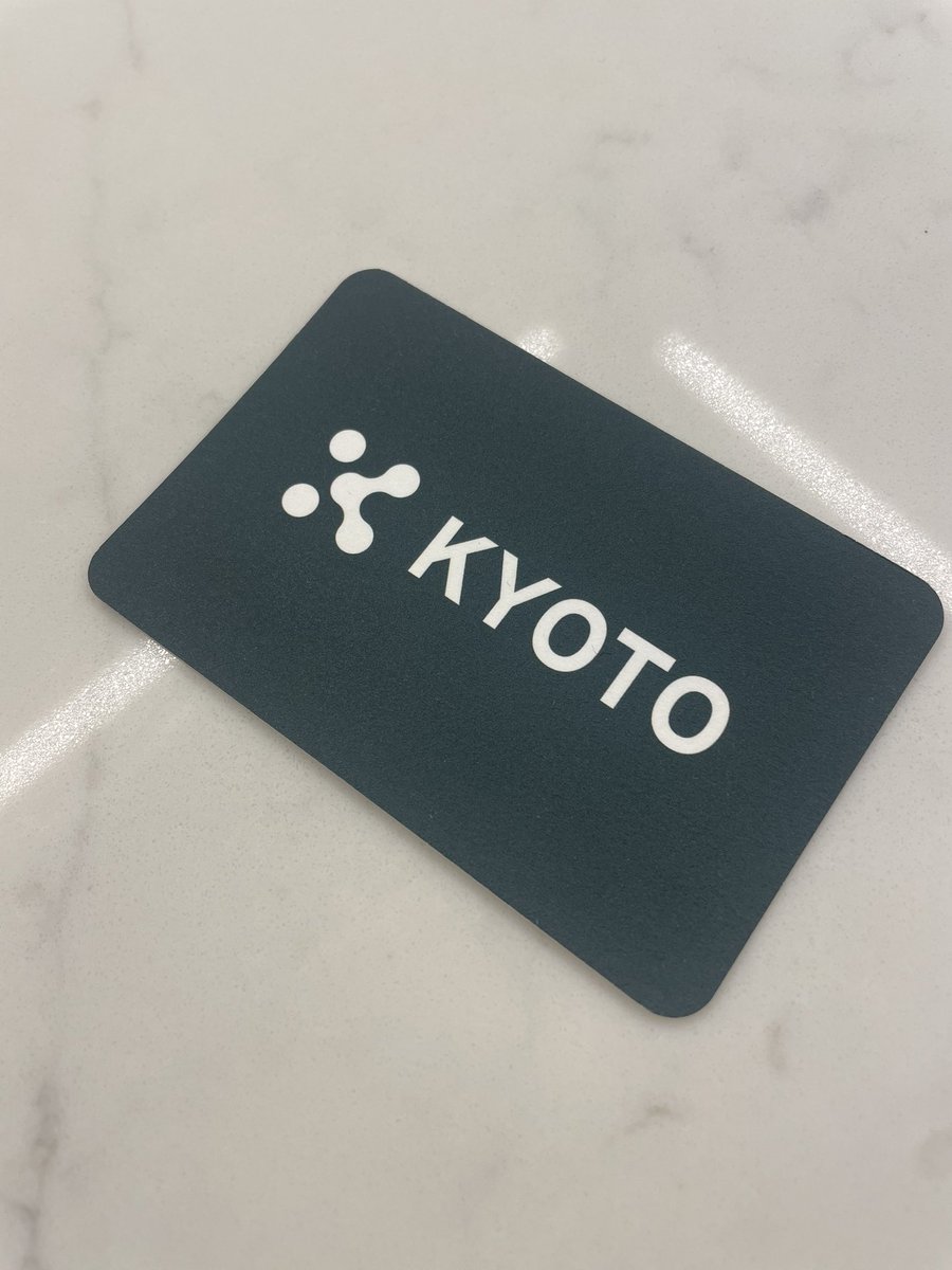 cp30_00's tweet photo. 100% tree free  - 100% recyclable ♻️ 

Made from cotton linters (the fuzz around the seed). Also no bleach process 🫶

This pack is off to @EthereumDenver. Who’s going to be there? 

@KyotoFDN https://t.co/ZhB51oOa3L