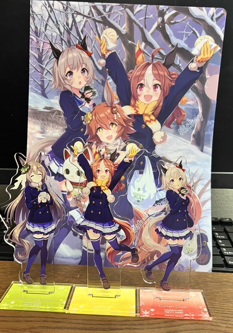 セブンコラボファイルもらってきた!予約のアクスタもすぐ来たし!めちゃかわいーー 