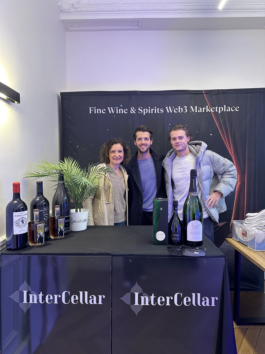 Partenariat avec <a href="/InterCellar_/">InterCellar</a>  et <a href="/metalyde/">Metalyde</a> chez <a href="/RugRadio/">Rug Radio</a> en marge du salon <a href="/nft_paris/">NFT Paris</a>