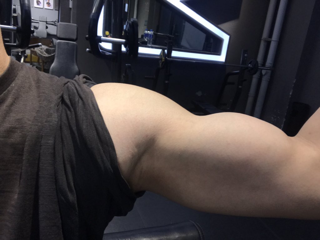 mmryang88's tweet photo. 努力💪 https://t.co/KSpm18AckK