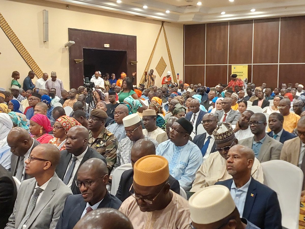 unfpa_mali's tweet image. #Mali @sassyves de @unfpa_mali  participe à la Conférence de lancement du processus budgétaire 2025 en qualité de coordinateur du groupe de dialogue #ECOSAT, sous la présidence du Ministre de l'Economie et des Finances