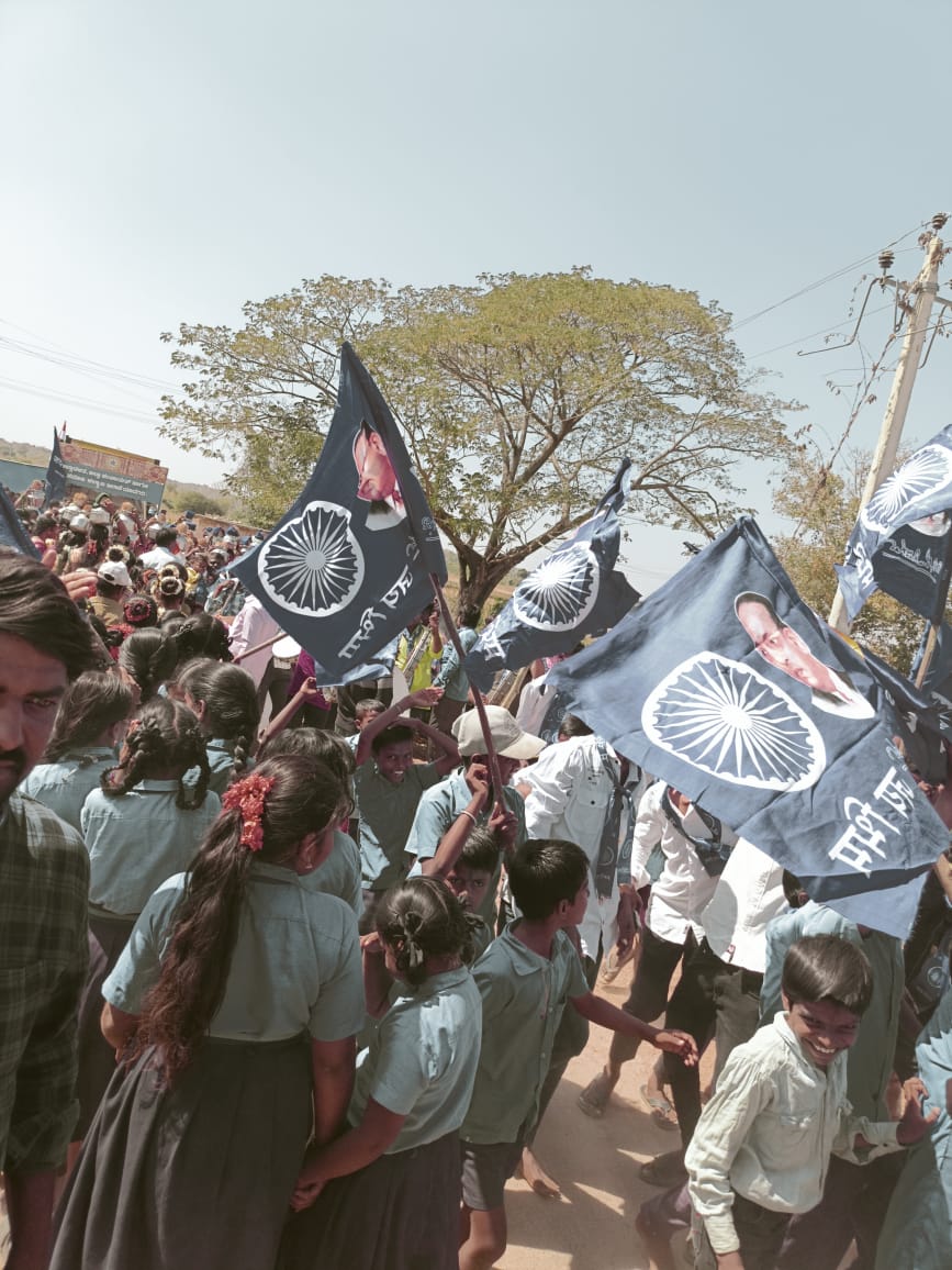 swdkarnataka's tweet photo. ಸಂವಿಧಾನ ಜಾಗೃತಿ ಜಾಥಾ ಕಾರ್ಯಕ್ರಮ ಬಾದ್ಯಾಪೂರ ಗ್ರಾಮ https://t.co/dBIVsnM4Xc