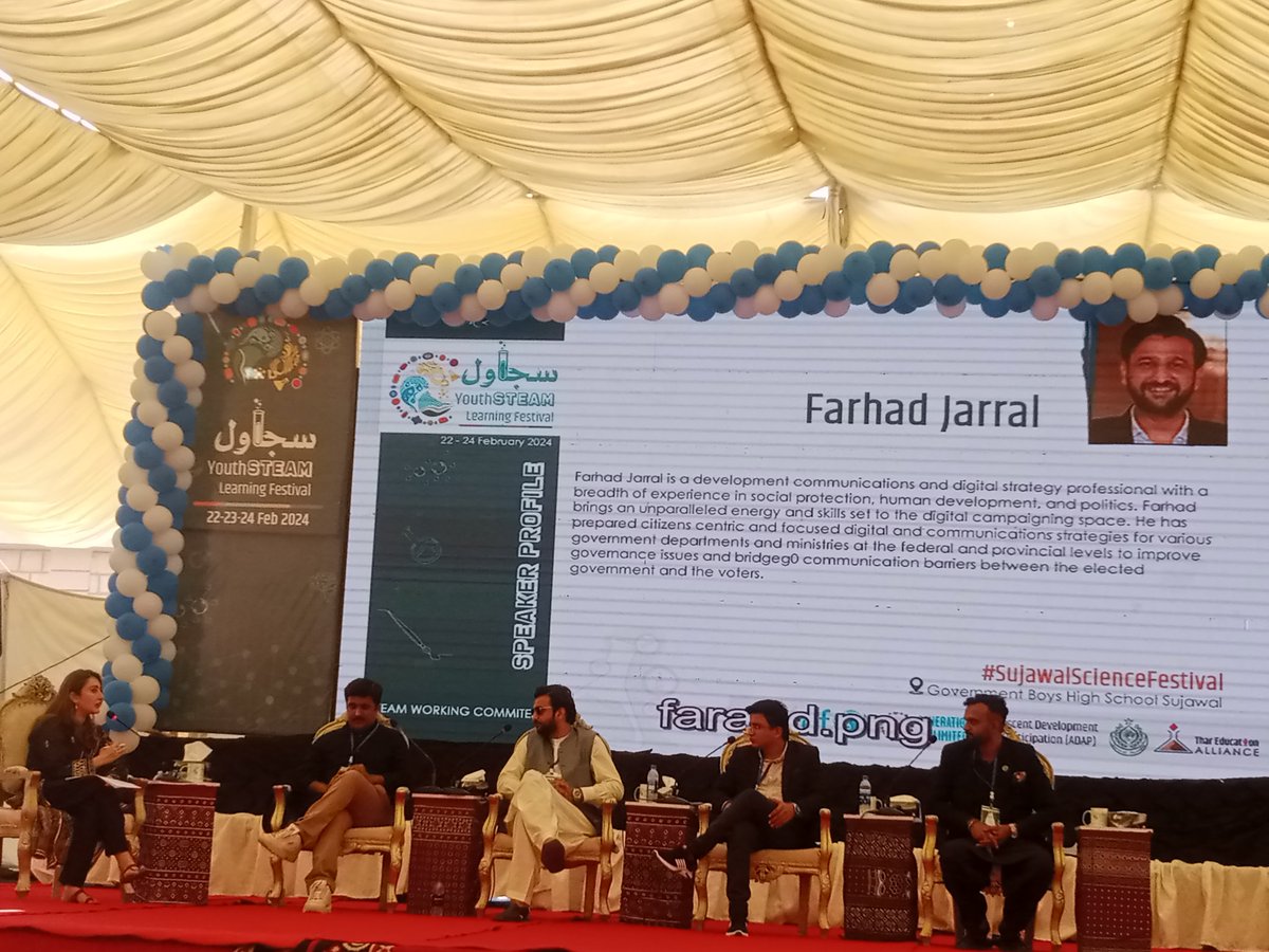 abddulrauf's tweet photo. @FarhadJarralPK talking about content for social media and its important
at #sujawalsciencefestival organised by @TharEduAlliance @UNICEF_Pakistan  School Education &amp; Literacy Department, Government of Sindh Reform Support Unit, SELD https://t.co/GJaoqEqEVg