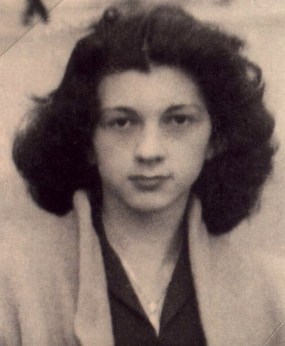 22 February 1924 | Polish Jewish woman, Felicja Wolf, was born in Lwów. She lived in Metz in France. In December 1943 she was deported to #Auschwitz. She did not survive.