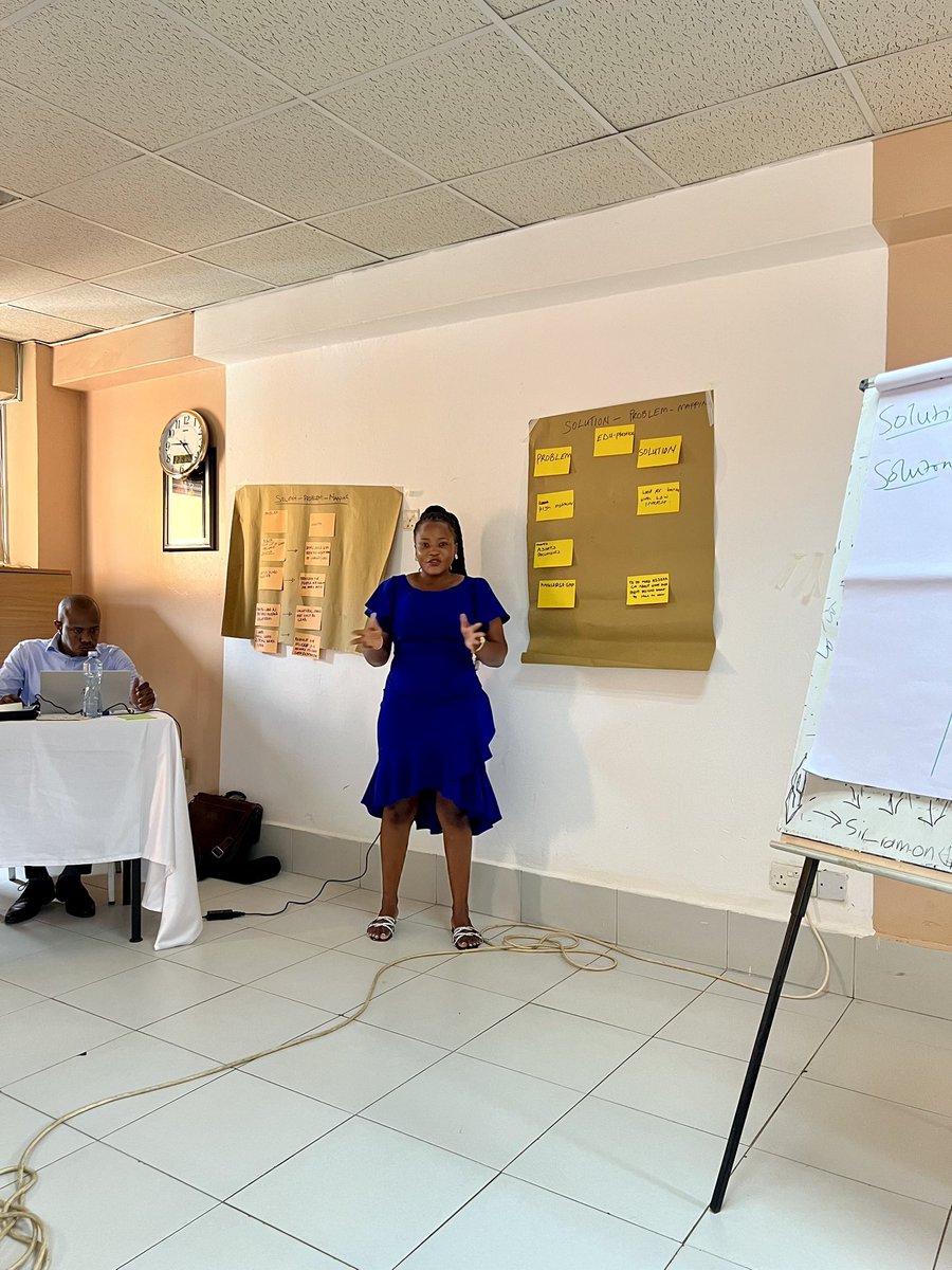 EduPlastics1's tweet image. Meet Ruth, our Production Lead, who is currently presenting our progress at the @UGEFA business training.

We take immense pride in women like her who are passionately dedicated to fighting against plastic waste.

#WomenInLeadership #PlasticWasteFighters 
#WomenForEnvironment