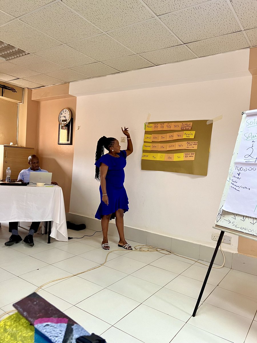 EduPlastics1's tweet image. Meet Ruth, our Production Lead, who is currently presenting our progress at the @UGEFA business training.

We take immense pride in women like her who are passionately dedicated to fighting against plastic waste.

#WomenInLeadership #PlasticWasteFighters 
#WomenForEnvironment