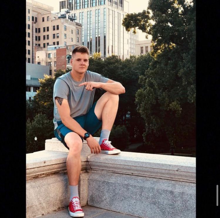 The world is full of war🫡, let’s love and give support 

Happiest is always a freedom# full Lqbtq 🏳️‍🌈👨‍❤️‍💋‍👨