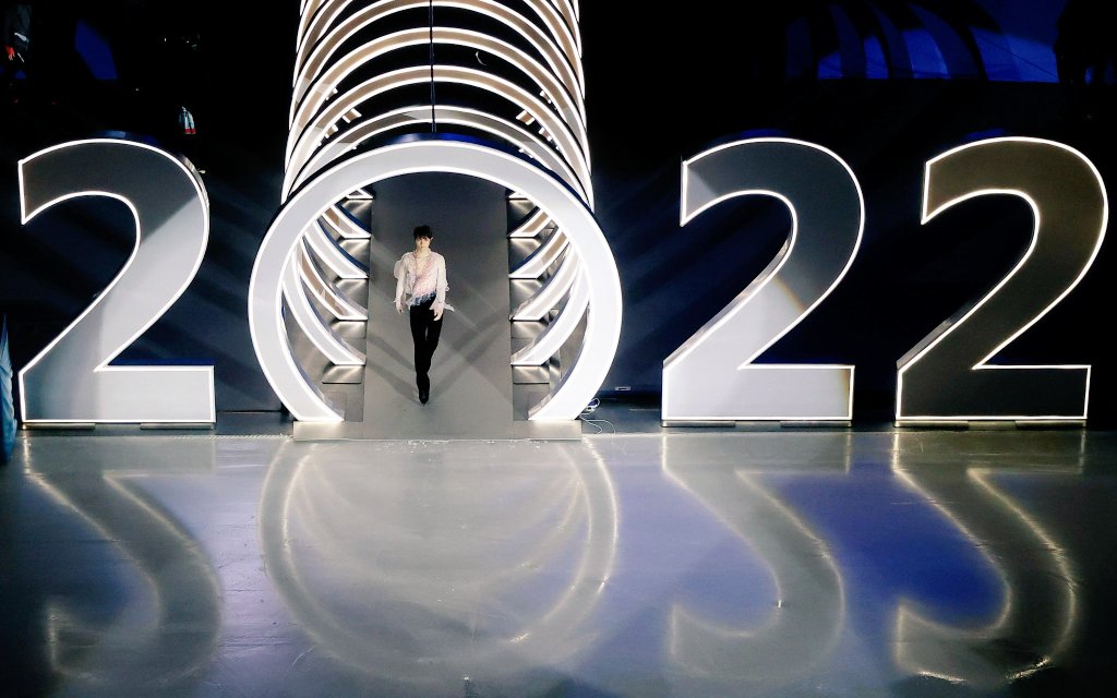 #Beijing2022 #FigureSkating #figureskate #iceskate #iceskating #フィギュアスケート #羽生結弦 #HanyuYuzuru #sportshistory

no one knew it then, but this '0' was the gateway to a new, even better world - the world of professional figure skater Yuzuru Hanyu