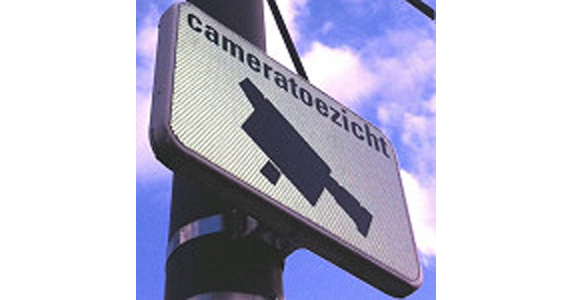 📌 Verlenging tijdelijk #cameratoezicht op de Molenstraat in #Helmond met 6 maanden
Zie UPDATE 2 van deweblogvanhelmond.nl/nieuw-helmonds…