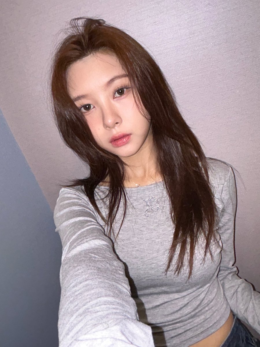 official_kep1er's tweet image. D-1🤍

#김다연 #DAYEON
#Kep1er #케플러