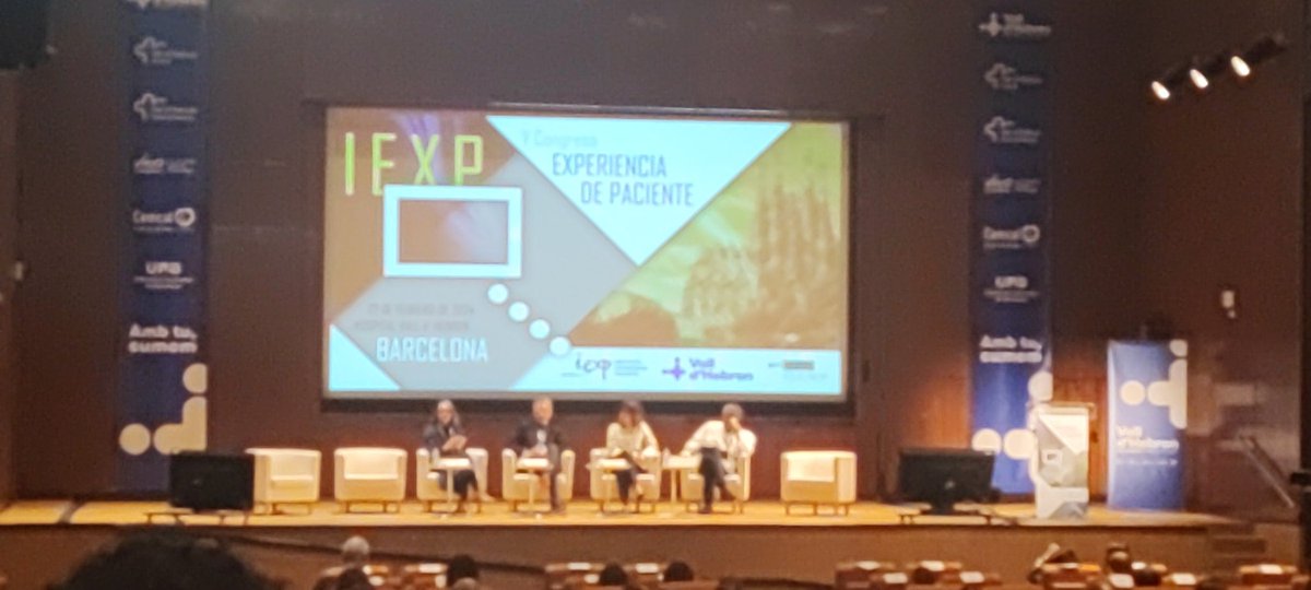 V Congreso Experiencia del paciente en hospital Valle d'Hebron escuchando a Herminia Ramos del Hospital la Paz
Bravo!