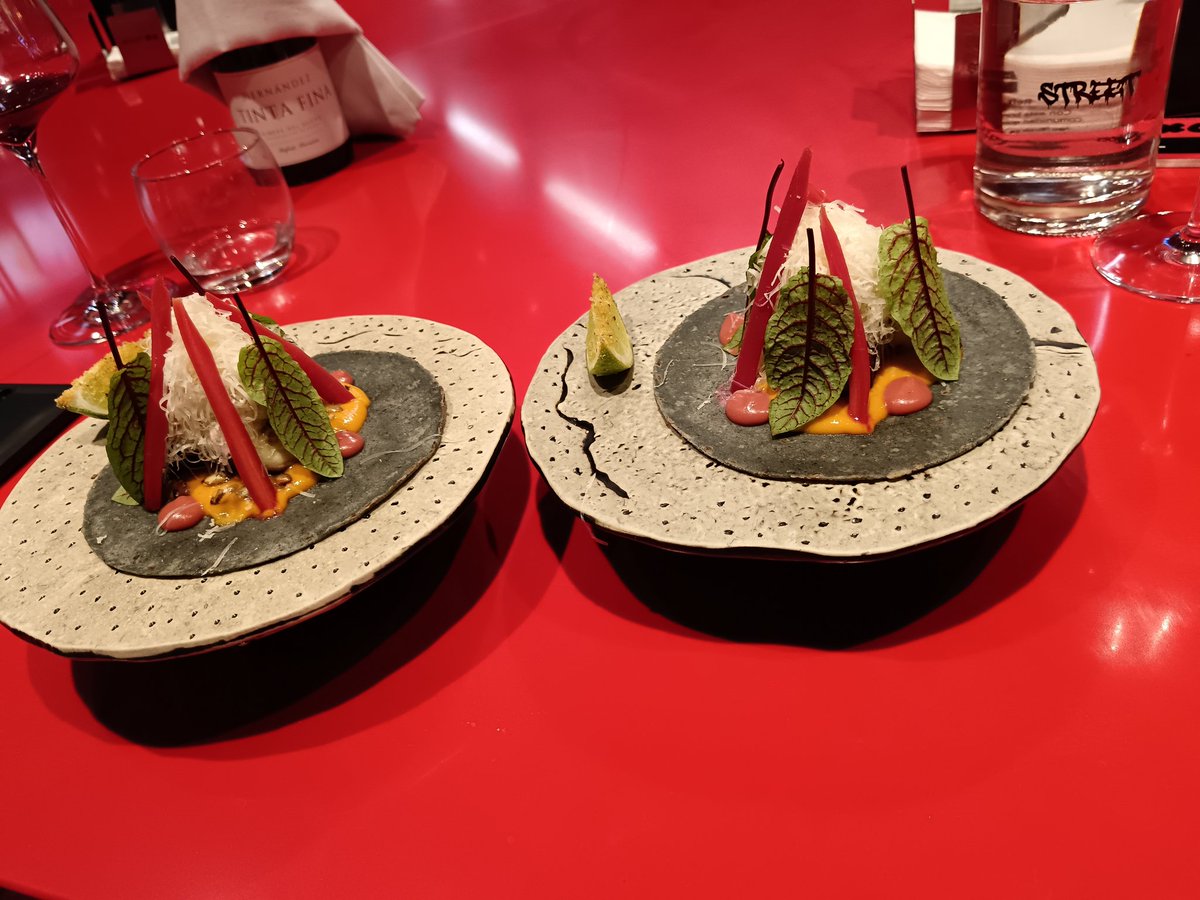 npower79's tweet photo. Amazing cocktails and food here the other night in Madrid @StreetXoMadrid https://t.co/k1lXYXw222