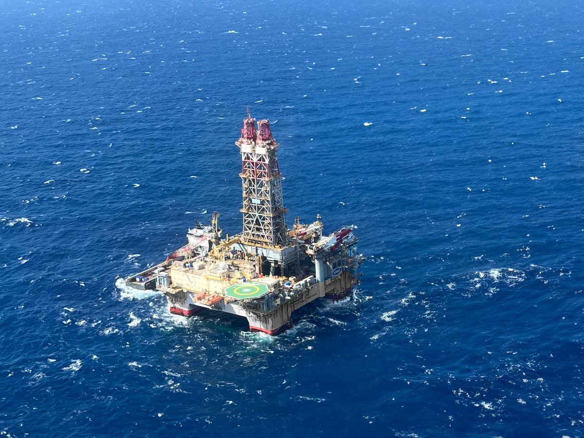 ECOPETROL_SA's tweet image. #BuenasNoticias | La perforación de Orca Norte-1 fue un éxito: comprobamos la presencia de dos acumulaciones de gas 🔥 en reservorios diferentes👏.  Ampliamos nuestro potencial de gas en el Caribe colombiano gracias al primer pozo en aguas profundas operado 100% por Ecopetrol 🥳
