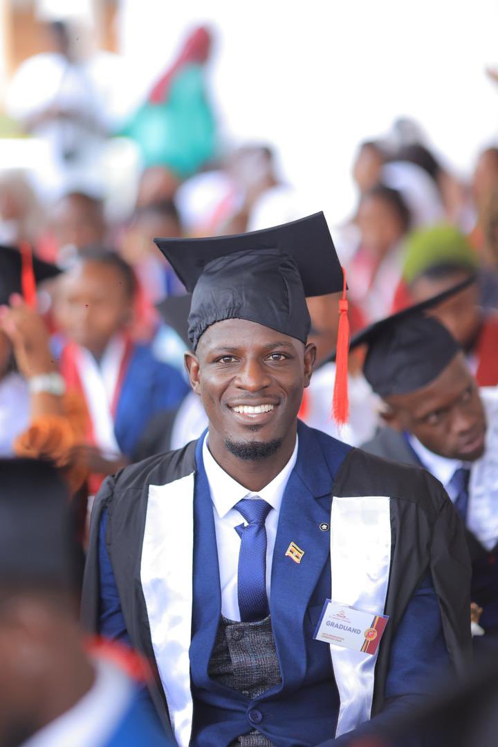 Elijahmutabaaz7's tweet photo. Beautiful Moments from St.Lawrence University -(SLAU) 14th Graduation.
#SlauGraduation2024
#14thGraduation
#LightYourCandle https://t.co/tlpvGX9xN0