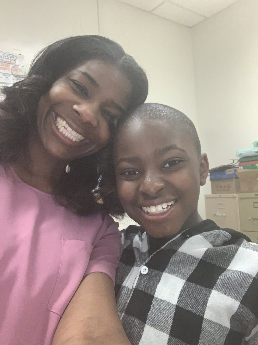 JoyfulAldridge's tweet photo. Started my morning off in one of my fav places..hanging with these cuties! #principalchronicles #proudprincipal https://t.co/m14E8rgs7Q
